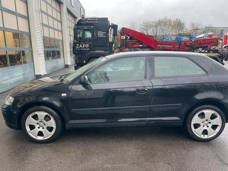 Gebraucht Audi A3 102 PS (75 kW) 2007 Schwarz Kleinwagen