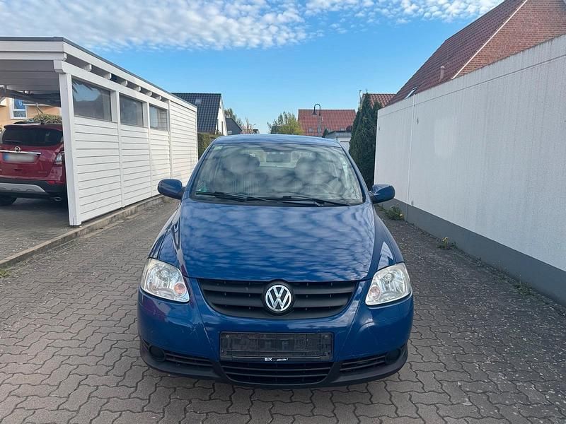 Usata VW Fox 54 CV (39 kW) 2005 Blu Utilitaria