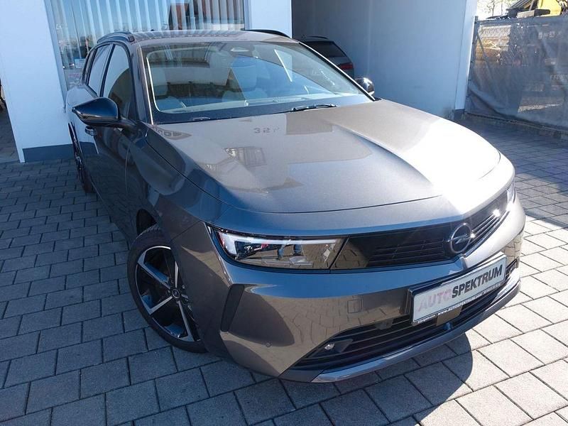 Używany Opel Astra Elegance 131 KM (96 kW) 2024 Szary Hatchback