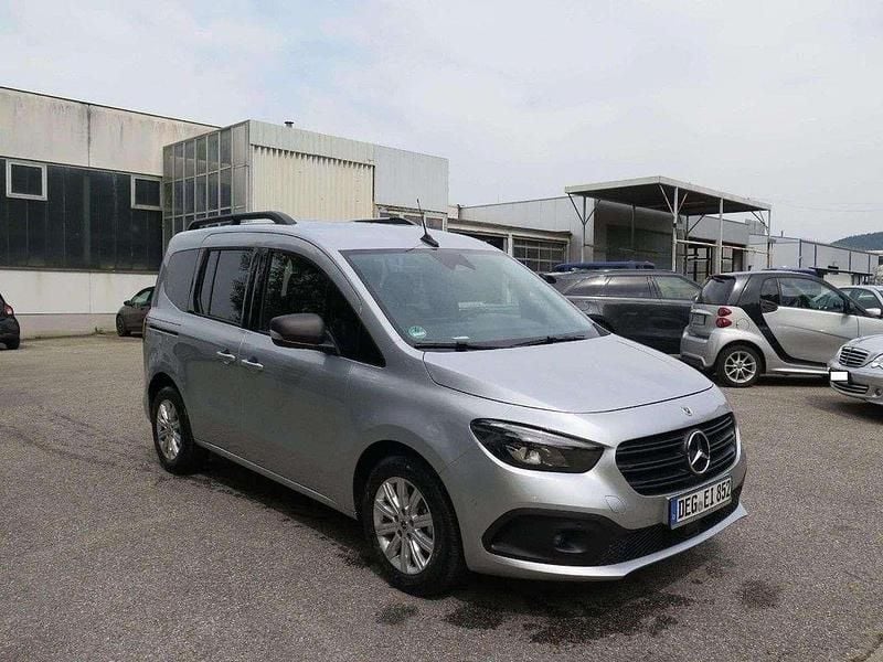 Gebraucht Mercedes Citan 110 95 PS (69 kW) 2024 Helvinsilber Van / Kleinbus