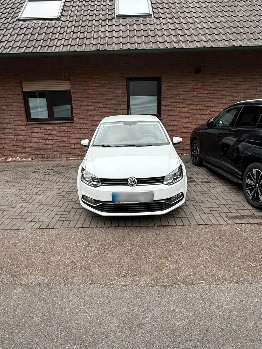 Gebraucht VW Polo 60 PS (44 kW) 2017 Weiß