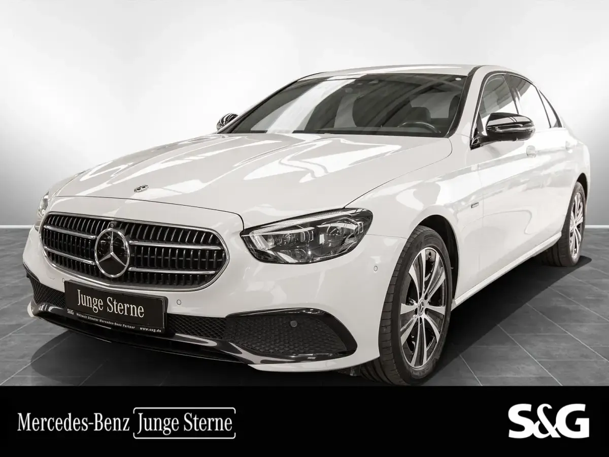 Gebraucht Mercedes E300 Avantgarde 194 PS (142 kW) 2021 Limousine