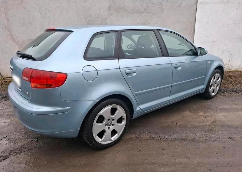 Gebraucht Audi A3 102 PS (75 kW) 2007 Blau Kleinwagen