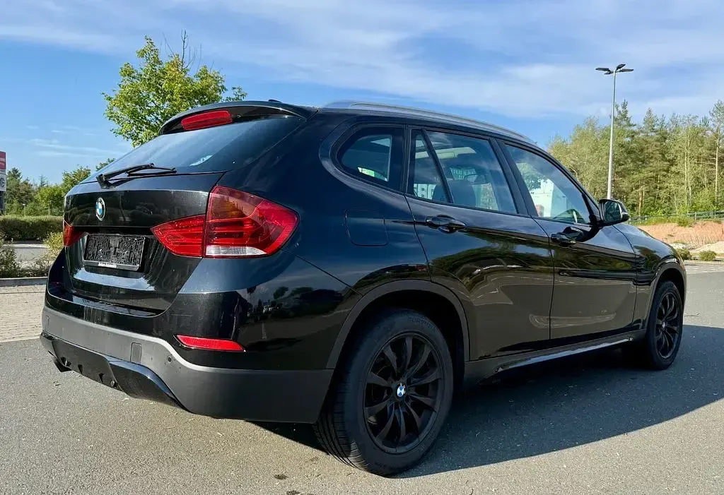 Gebraucht BMW X1 Sport Line 143 PS (105 kW) 2012 Schwarz SUV