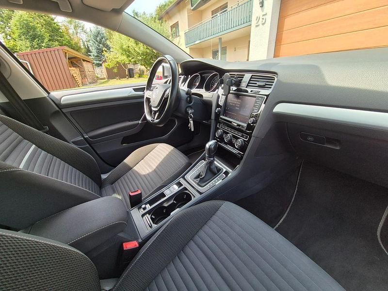 Gebraucht VW Golf VII 150 PS (110 kW) 2015 Silber Kombi