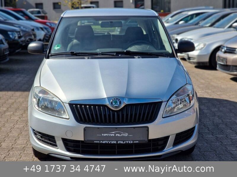 Silber Gebraucht 2011 Skoda Fabia Kombi | 3.850 € (Fairer Preis) - Bild 1/4