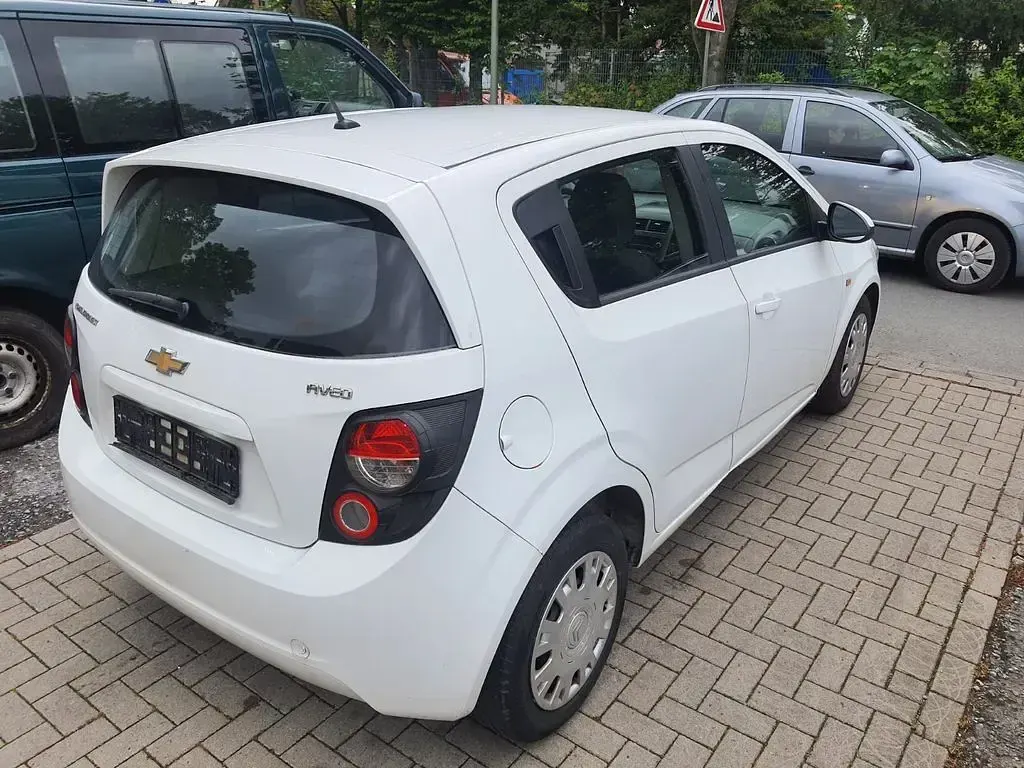 Occasion Chevrolet Aveo LT 86 ch (63 kW) 2012 Blanc Berline