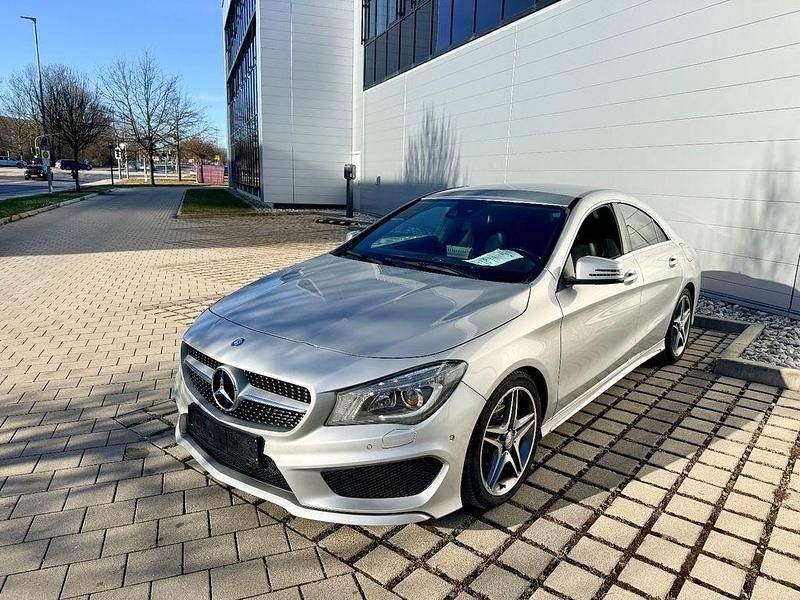 Gebraucht Mercedes CLA200 AMG line 156 PS (114 kW) 2016 Silber Limousine