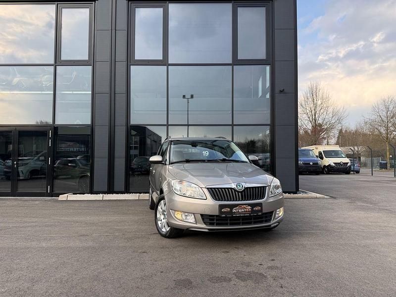 Gebraucht Skoda Fabia 105 PS (77 kW) 2013 Beige Kombi