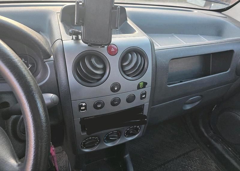 Gebraucht Citroën Berlingo 90 PS (66 kW) 2007 Weiß Van / Kleinbus