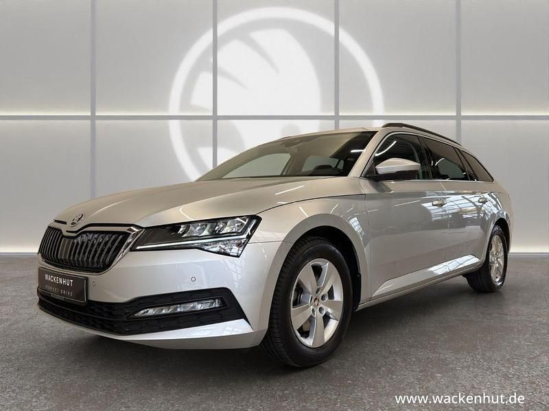 Silber Gebraucht 2022 Skoda Superb Ambition Kombi | 22.960 € (Fairer Preis) - Bild 1/4