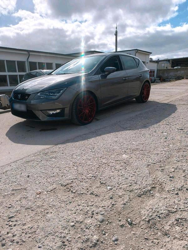 Gebraucht Seat Leon FR 150 PS (110 kW) 2015 Grau Limousine