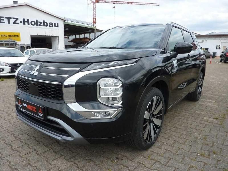 Kristallschwarz Neu 2025 Mitsubishi Outlander P-HEV Top SUV | 52.590 € (Fairer Preis) - Bild 1/4