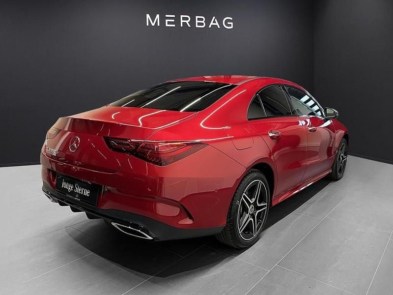 Gebraucht Mercedes CLA250e AMG 218 PS (160 kW) 2024 Rot Limousine