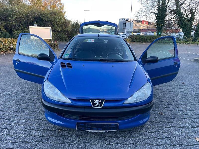 Blau Gebraucht 2003 Peugeot 206 Limousine | 1.350 € (Fairer Preis) - Bild 1/4