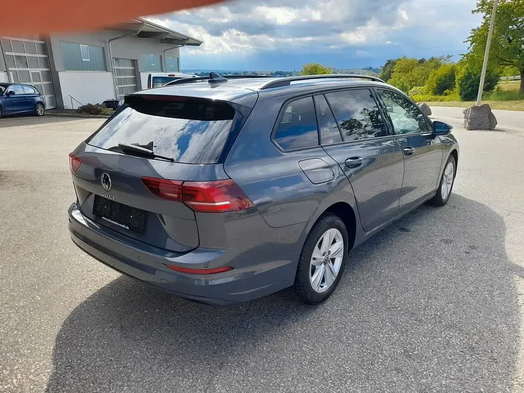 Gebraucht VW Golf VIII 150 PS (110 kW) 2025 Grau Kombi