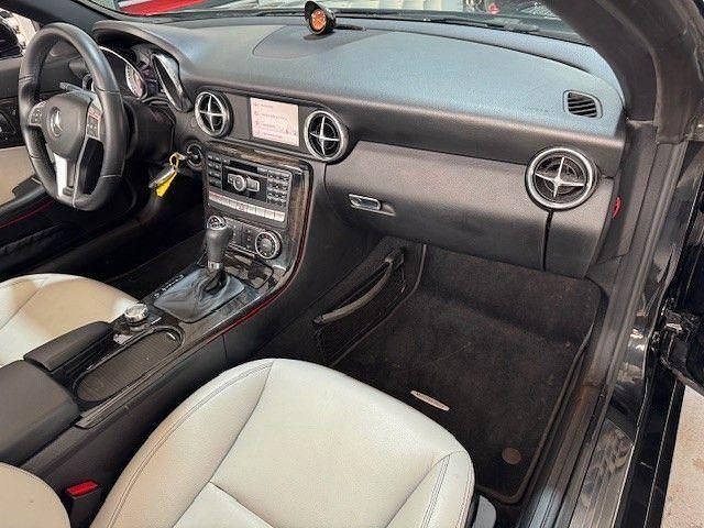 Gebraucht Mercedes SLK200 184 PS (135 kW) 2011 Schwarz Cabrio