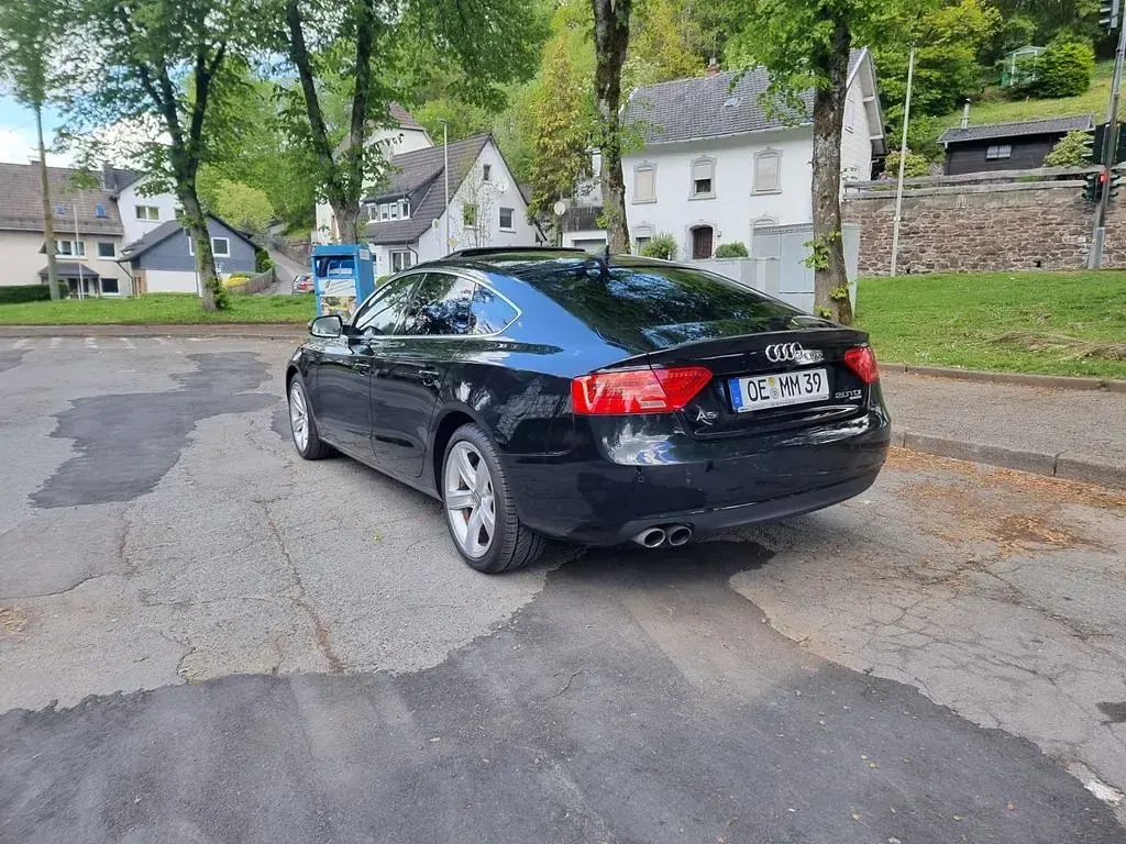 Gebraucht Audi A5 Sportback Ambiente 177 PS (130 kW) 2014 Schwarz Kleinwagen