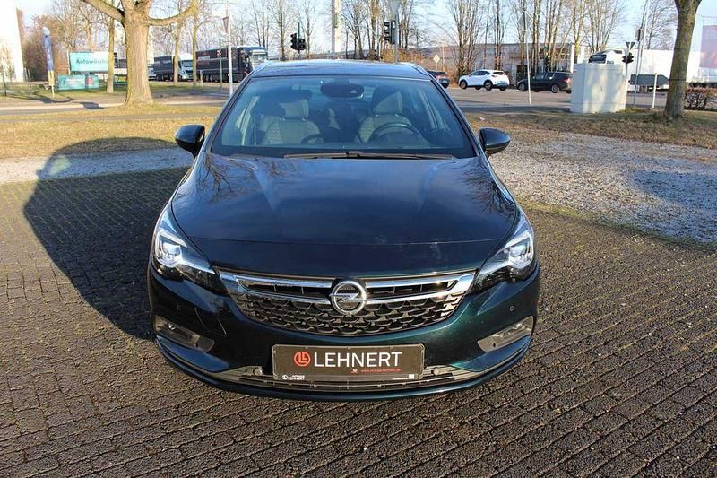 Gebraucht Opel Astra Dynamic 150 PS (110 kW) 2017 Grün Kombi