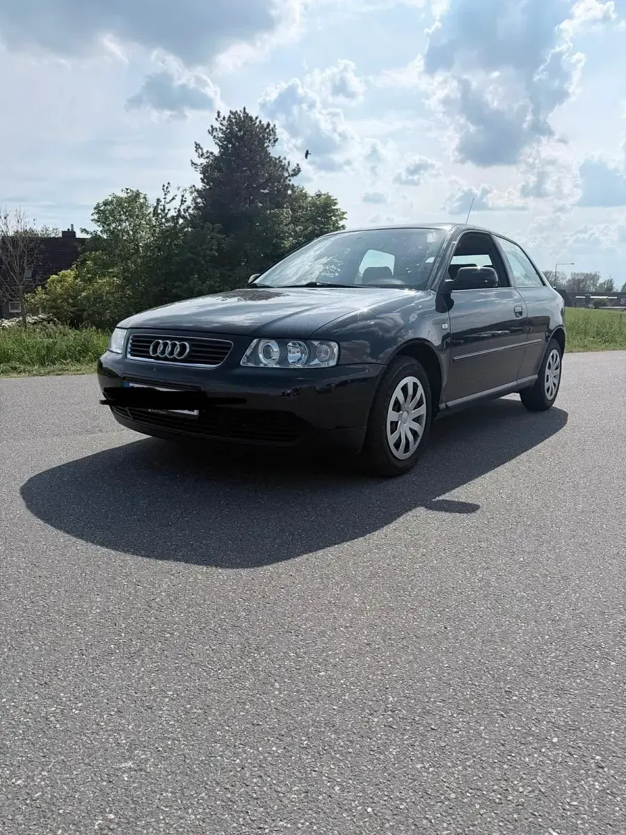 Brugt Audi A3 104 HK (76 kW) 2000 Sort Hatchback
