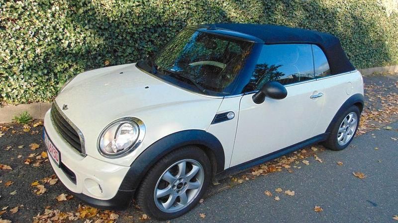 Beige Gebraucht 2012 Mini One Cabriolet Cabrio | 7.444 € (Fairer Preis) - Bild 1/4
