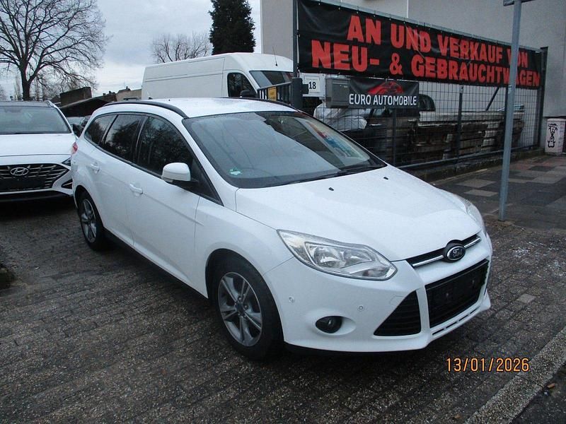 Gebraucht Ford Focus SYNC Edition 101 PS (74 kW) 2014 Weiß Kombi