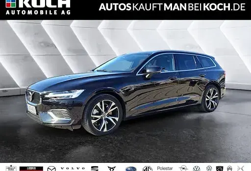 Usata Volvo V60 Plus 350 CV (257 kW) 2025 Nero Station wagon