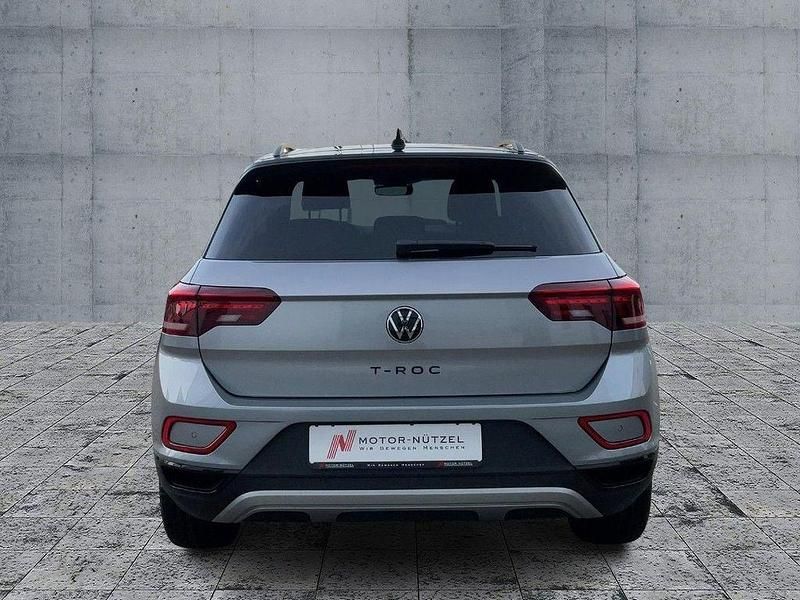 Neu VW T-Roc Style 150 PS (110 kW) 2025 Silber SUV