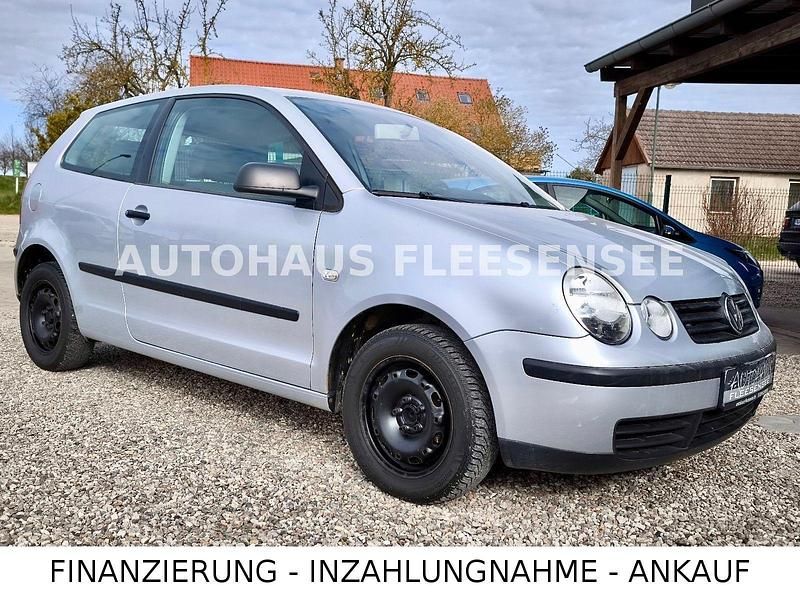 Gebraucht VW Polo 54 PS (39 kW) 2002 Silber Kleinwagen