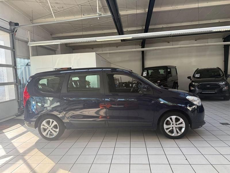 Gebraucht Dacia Lodgy Prestige 116 PS (85 kW) 2015 Blau Van / Kleinbus