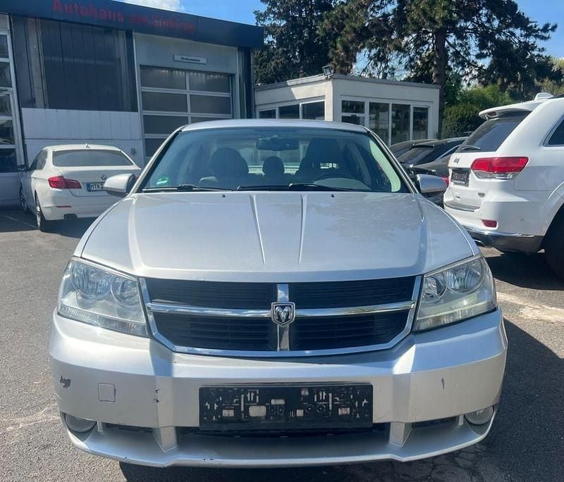 Używany Dodge Avenger SE 156 KM (114 kW) 2009 Szary Sedan/Limuzyna