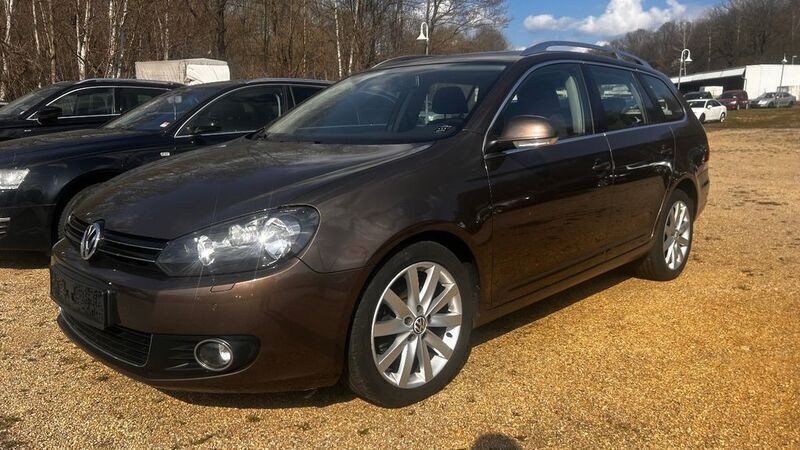 Gebraucht VW Golf VI Highline 105 PS (77 kW) 2010 Toffeebraun Kleinwagen