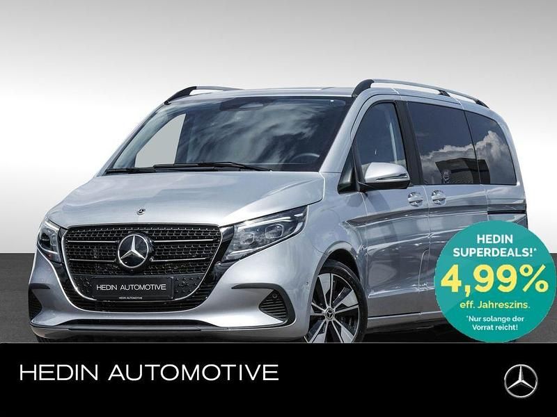 Silber Gebraucht 2024 Mercedes V250 Style Van / Kleinbus | 62.951 € (Etwas zu teuer) - Bild 1/4