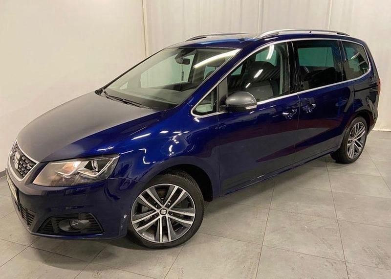 Blau Gebraucht 2019 Seat Alhambra FR-Line Van / Kleinbus | 26.700 € (Teuer) - Bild 1/4