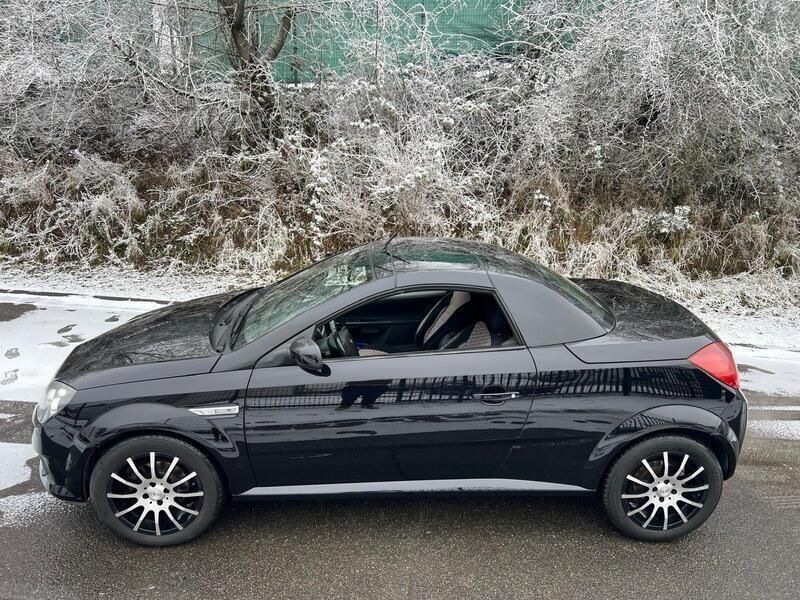 Schwarz Gebraucht 2005 Opel Tigra Cabrio | 1.900 € (Guter Preis) - Bild 1/2