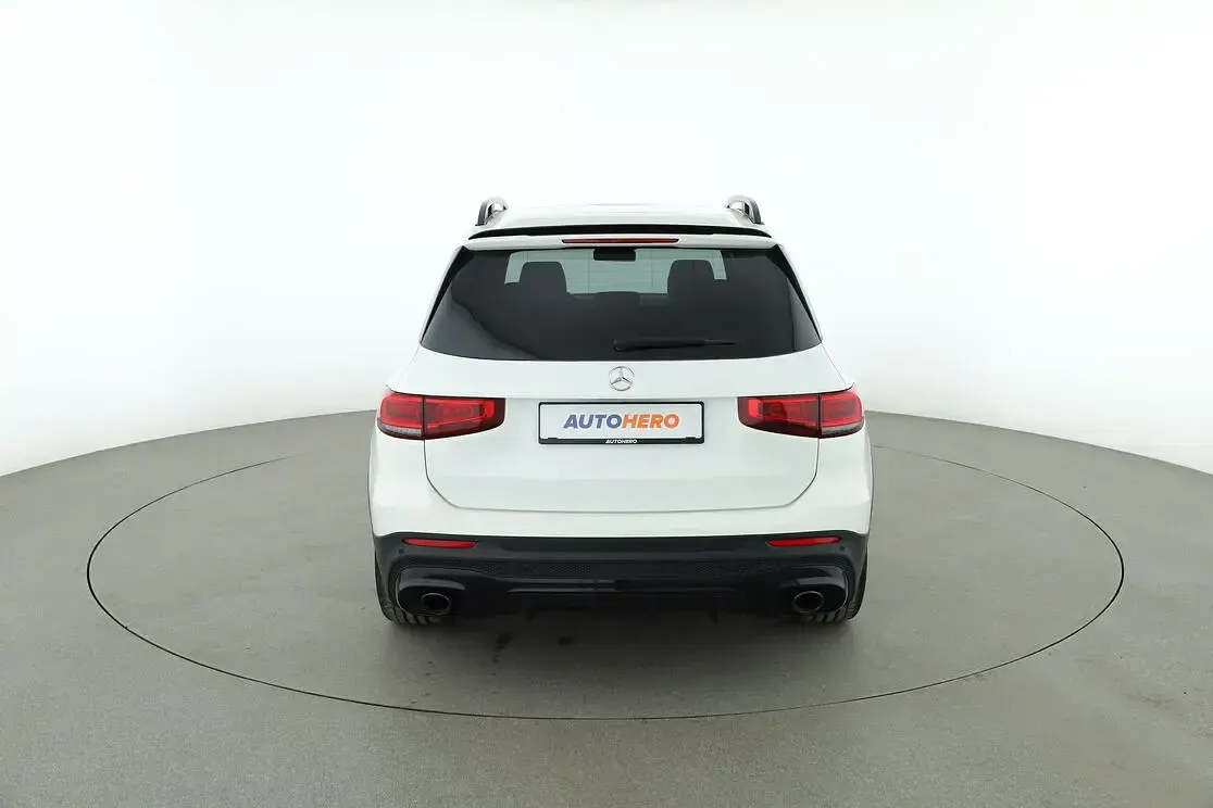 Gebraucht Mercedes GLB35 AMG 306 PS (225 kW) 2022 Weiß SUV
