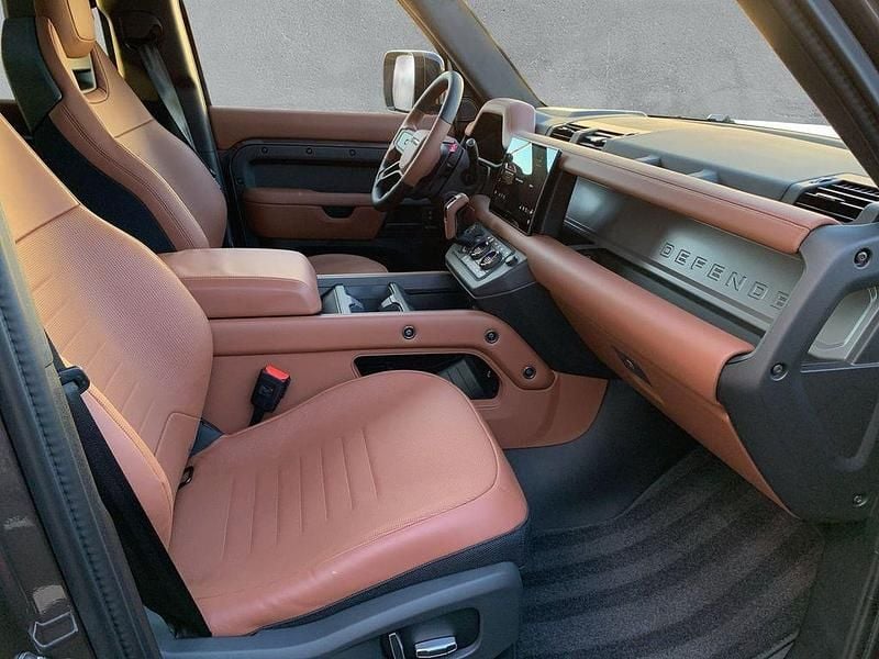 Neu Land Rover Defender 635 PS (467 kW) 2025 Grau SUV