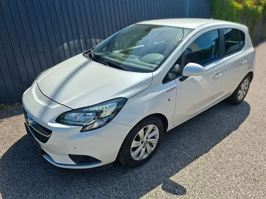Gebraucht Opel Corsa drive 90 PS (66 kW) 2016 Weiß Kleinwagen