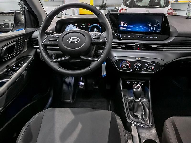 Gebraucht Hyundai i20 Trend 101 PS (74 kW) 2025 Weiß Kleinwagen