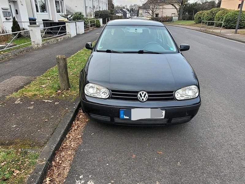 Gebraucht VW Golf IV 75 PS (55 kW) 2002 Blau Limousine