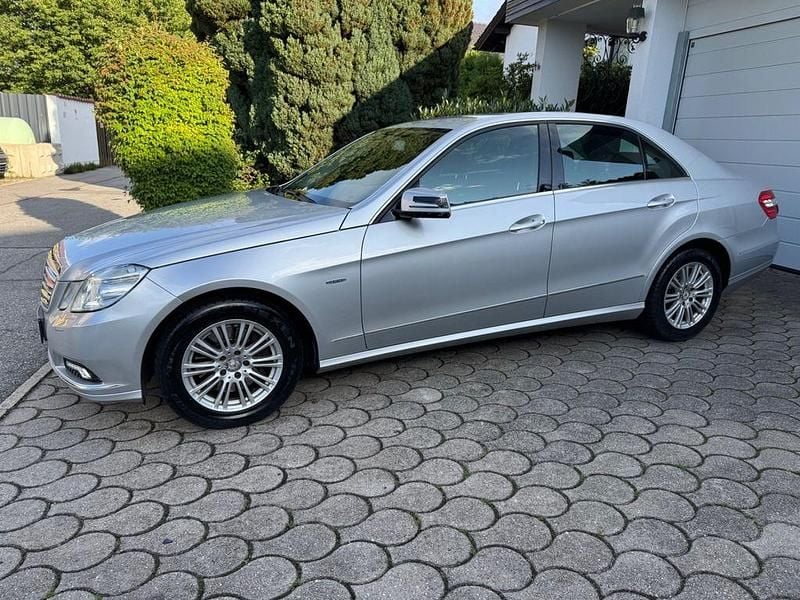 Gebraucht Mercedes E350 231 PS (169 kW) 2010 Silber Limousine