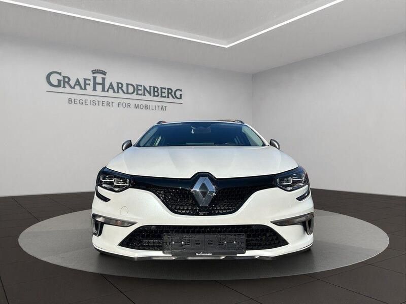 Weiß Gebraucht 2018 Renault Mégane GrandTour GT Kombi | 17.890 € (Fairer Preis) - Bild 1/4