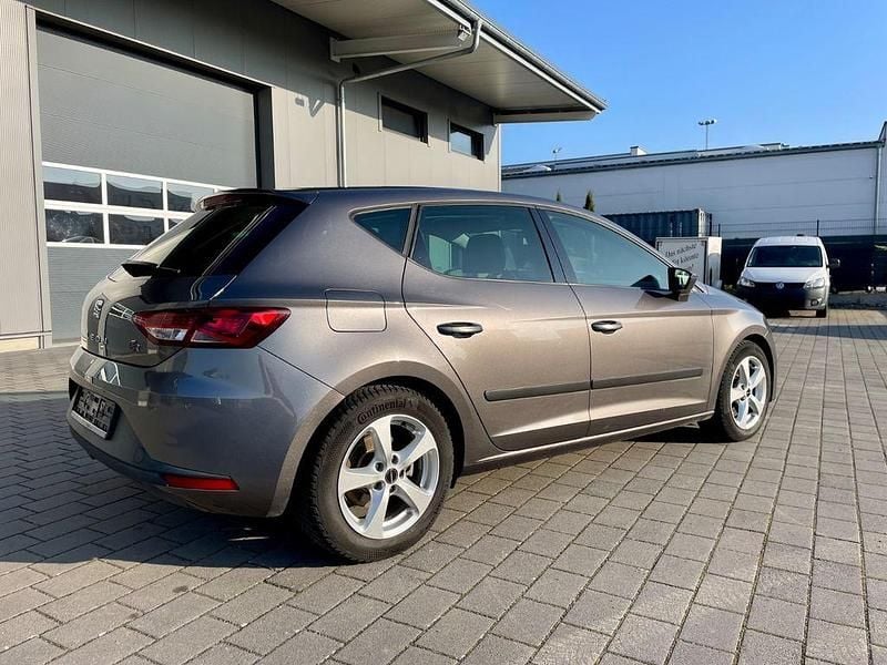 Second-hand Seat Leon FR 184 CP (135 kW) 2015 Gri Berlinǎ