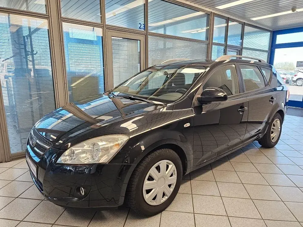Gebraucht Kia Ceed EX 109 PS (80 kW) 2009 Schwarz Kleinwagen