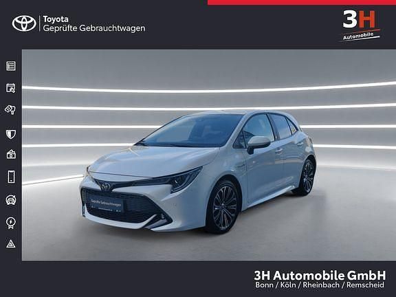 Schneeweiß Gebraucht 2021 Toyota Corolla | 22.990 € (Fairer Preis) - Bild 1/4