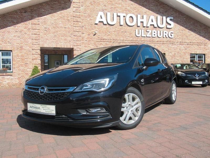 Second-hand Opel Astra Active 110 CP (80 kW) 2018 Albastru Berlinǎ