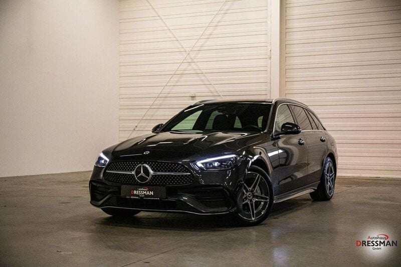 Olivgruen matt Gebraucht 2023 Mercedes C300e AMG line Kombi | 46.250 € (Fairer Preis) - Bild 1/4