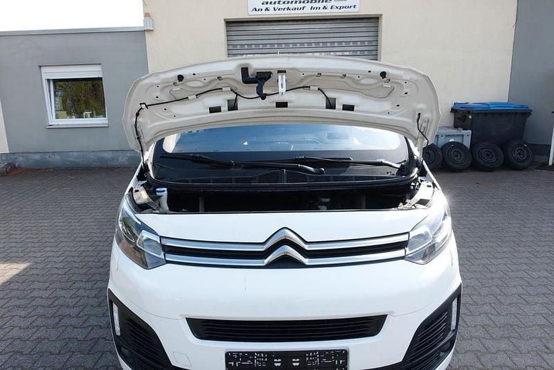 Gebraucht Citroën Spacetourer Feel 177 PS (130 kW) 2018 Weiß Van / Kleinbus