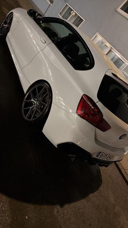 Gebraucht BMW 125 Performance 400 PS (294 kW) 2017 Weiß Kleinwagen