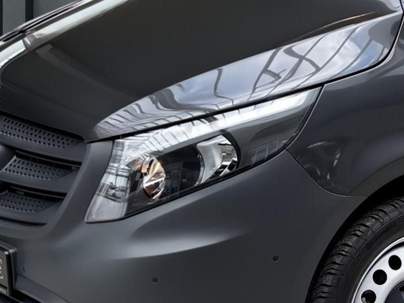 Gebraucht Mercedes e-Vito 85 kW (116 PS) 2021 Graphitgrau metallic Van / Kleinbus